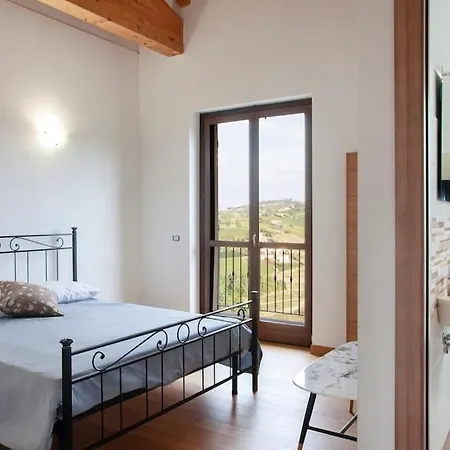 Il Grappolo D'uva Villa Neviglie