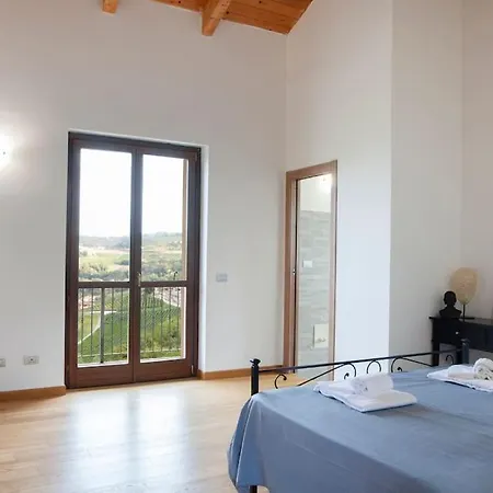 Il Grappolo D'uva * Neviglie